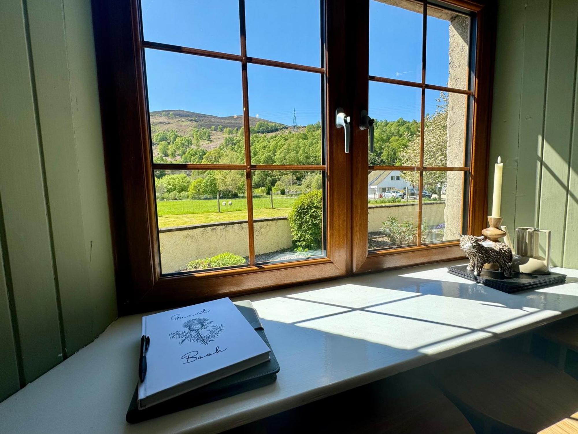 Rosemount Bothy - Highland Cottage Garve Kültér fotó
